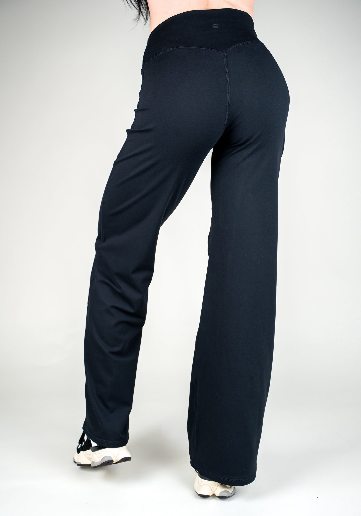Everyday Straight Leg Bottoms Black