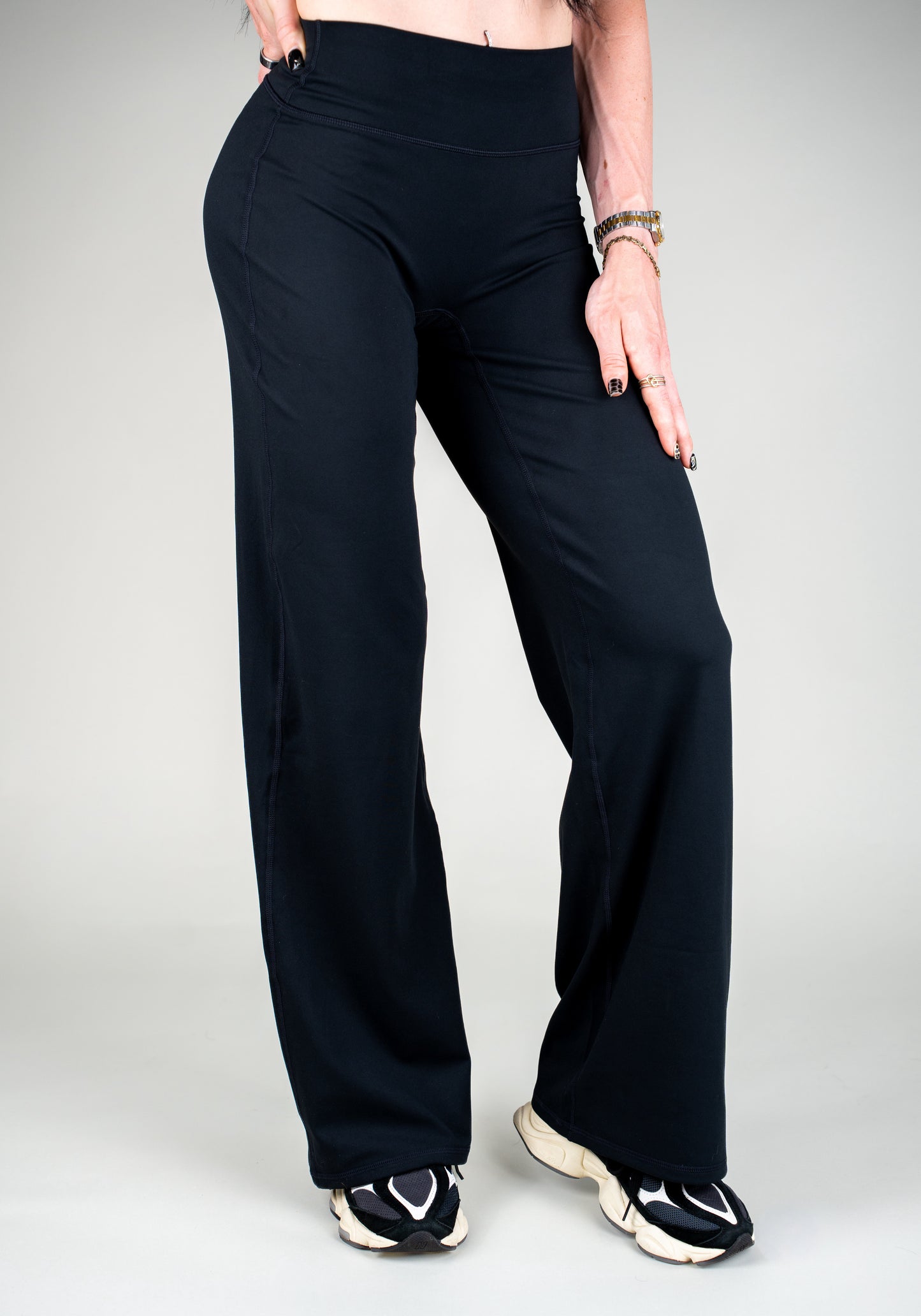 Everyday Straight Leg Bottoms Black