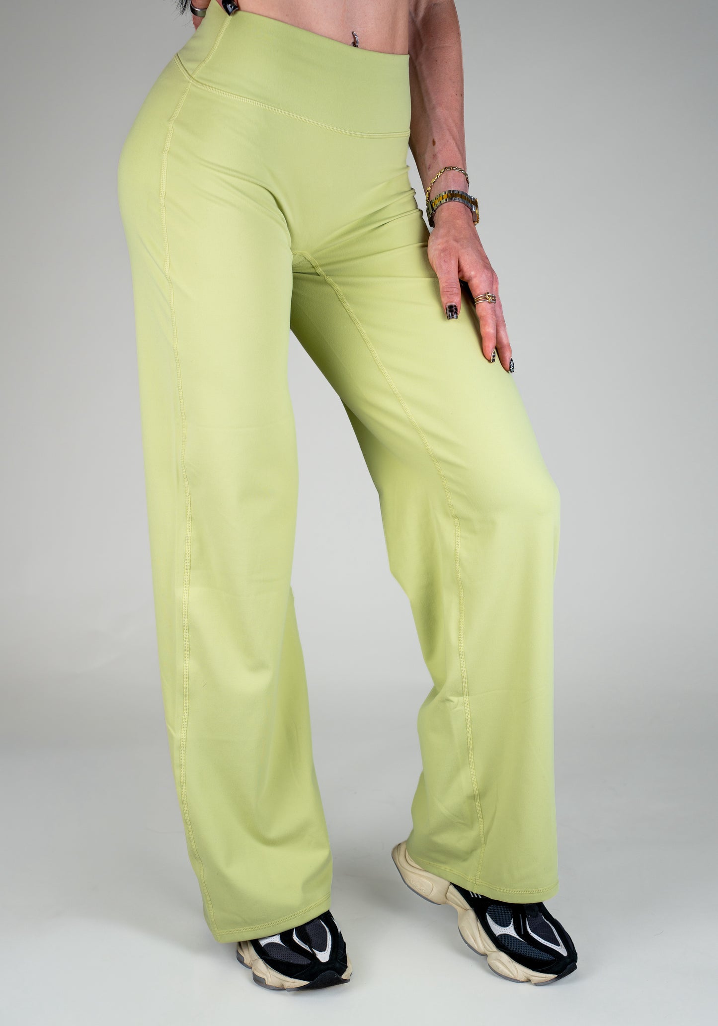 Everyday Straight Leg Bottoms Pear